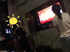 -K+全国连锁KTV(绿地缤纷天地店)