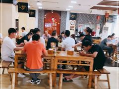 大堂-白家高记肥肠粉(总店)
