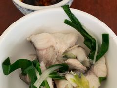 -姚记抚仙湖石锅鱼庄