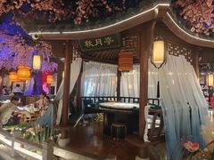 -荷塘秋月·本帮江浙菜(国权路店)