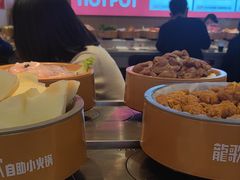-龍歌自助小火锅(市北CBD万达店)