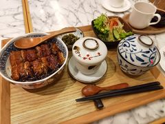 -自由之丘