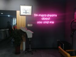 -MOVAN  HAIR莫凡匠人发型屋