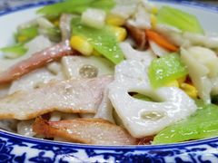 -芸海阁·农家私房菜(沙家浜景区出口店)