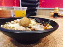 -鑫花溪牛肉米粉(文星广场店)