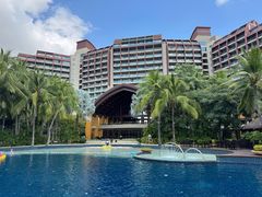 -三亚湾海居铂尔曼度假酒店