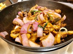 -胡须佬鸡煲四季火锅店(石厦西村直营店)