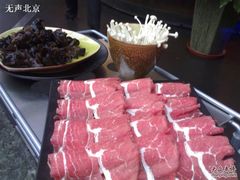 肥牛&nbsp;木耳&nbsp;金针菇&nbsp;-王家渡火锅店(棕榈泉店)