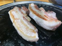 -唯成•韩国炭火烤肉 유성고기