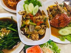-Jungle Kitchen