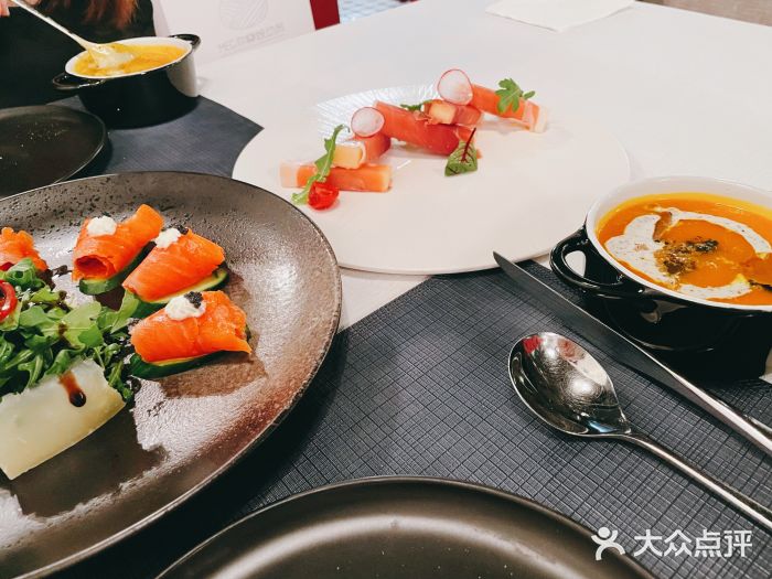 Ponte 意大利餐厅松露南瓜汤图片