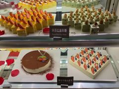 -领鲜活海鲜榴莲自助火锅(东门店)