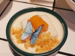 日出豆花-卤校长重庆老火锅(南岗万达店)