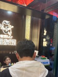-东方先生国潮男士理发馆