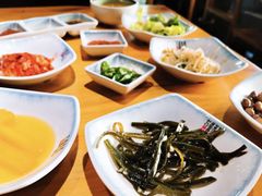 -唯成•韩国炭火烤肉 유성고기