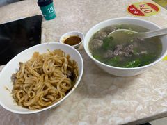 -华威达牛庄(黄埔大道西店)