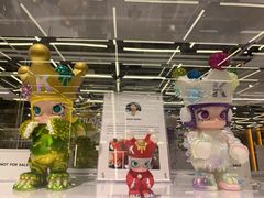 -泡泡玛特POPMART(侨福芳草地店)