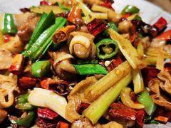 干锅肥肠-關東雪东北菜(中庚漫游城店)
