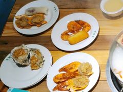 铁板烧扇贝-蒙肥羊·酸汤潮牛·鲜牛肉火锅烤肉自助(岗顶店)