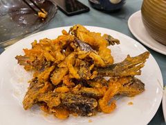 -沙龙酒家