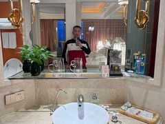 -慈溪白金汉爵大酒店