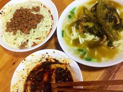 酸菜肉丝面-洞子口张老二凉粉(文殊院店)