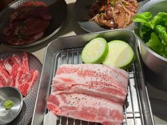-蚂蚁洞·烤肉大营地(上海静安大悦城店)