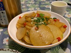 -背篓人家(洞口店)