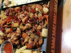 -肥肥虾庄·金牌油焖大虾(杨园滨江时代walk店)