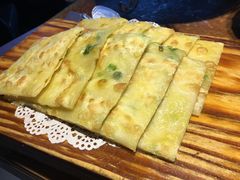葱油饼-95号酱骨·一块豆腐(展春园西路店)
