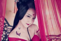 -盘子女人坊古装写真摄影(厦门总店)