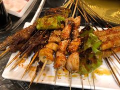 -何鲜菇火锅(大营盘店)