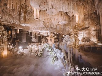 记忆中的江南总是蒙在一层烟雨中