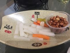 -梓檚中餐厅湖北菜小龙虾武昌鱼排骨藕汤(黄鹤楼店)