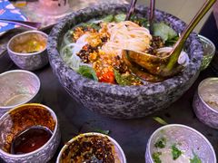 -浩海火燒雲傣家菜(芮欧百货店)