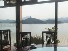 烤虹鳟鱼-望湖烤鱼