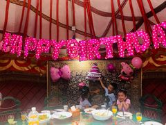 店内布置-九十九顶毡房(阜石路店)