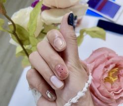 -槿里日式美甲工作室