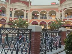 -佛罗伦萨小镇广佛名品奥特莱斯(疏港路店)