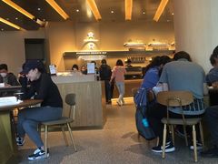 -星巴克臻选(上海合生汇1F店)