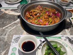 -禄婶鸡煲·打边炉
