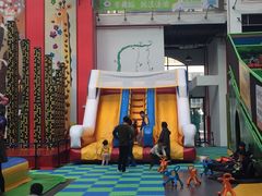 -蒙特利亲子乐园