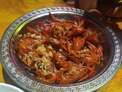 -琥珀老六龙虾(四里河店)
