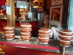 汽锅鸡-老滇山寨•云南特色菜•地方菜•民族风情歌舞表演(金碧店)