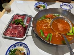 -王奋斗贵州酸汤牛肉火锅