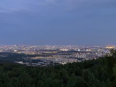 -鬼笑石后山停车场