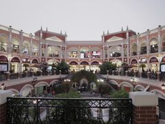 -佛罗伦萨小镇广佛名品奥特莱斯(疏港路店)