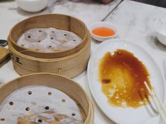 -香港百合居(LCM置汇旭辉广场店)