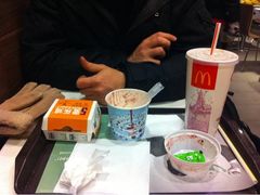 麦旋风-麦当劳(季平店)