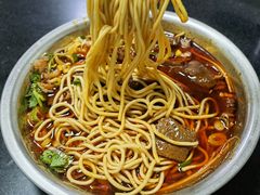 -薛记襄阳香辣牛肉面(平安路店)